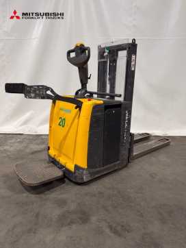 Used Forklift Truck UNICARRIERS PDP200T - 4.304 Std. - HH 2.090 mm - Doppelstock ELEKTRO HOCHHUBWAGENDEICHSEL (12917209) backdrop