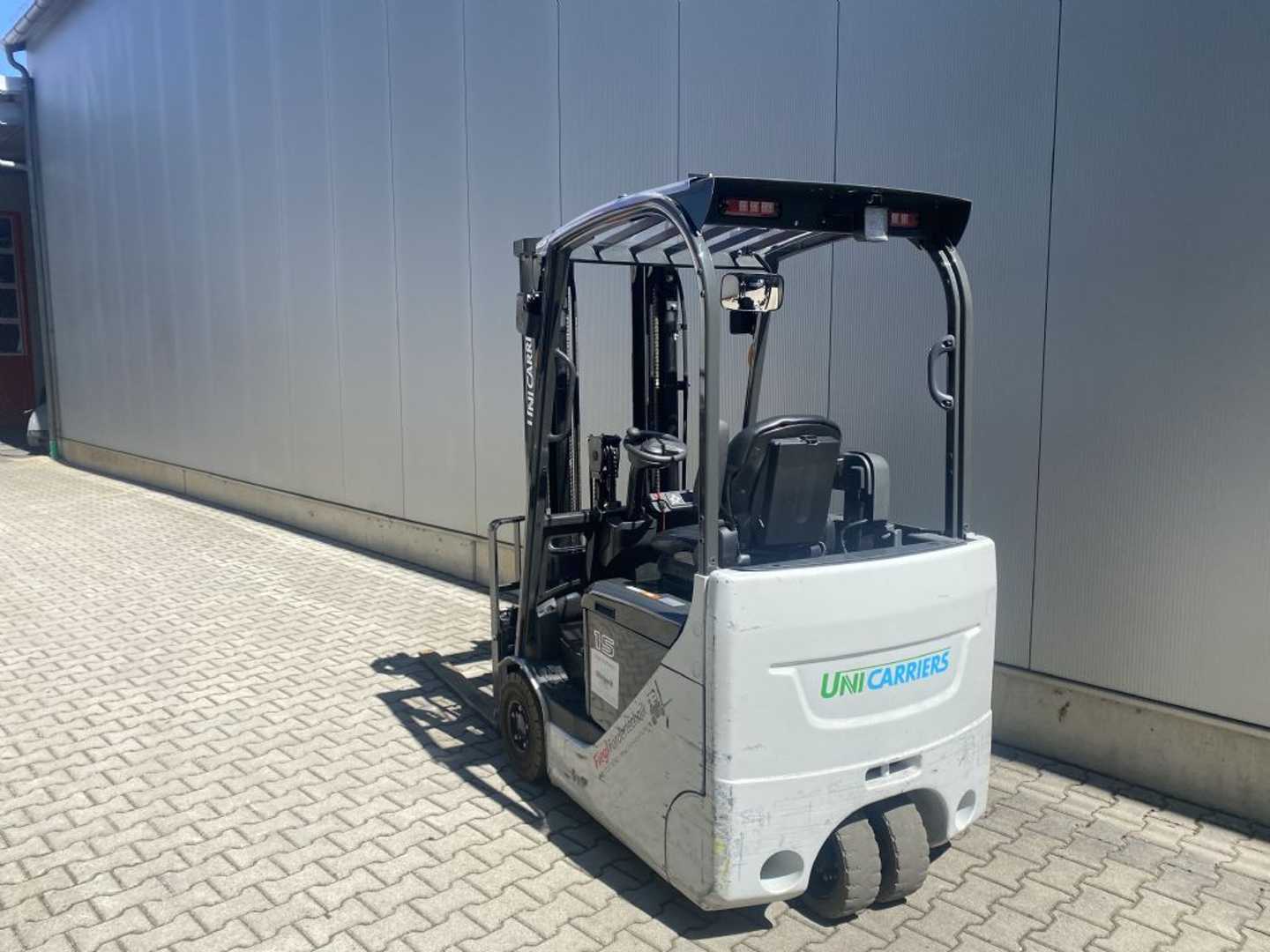 Used Forklift Truck UNICARRIERS TX3-15S ELEKTRO DREIRADFRONTSTAPLER (13061555)