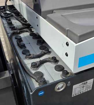 Used Forklift Truck UNICARRIERS UFW 250 DTFVRF 705 WEITERE VIERWEGESTAPLER (13060599)