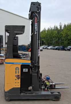 Used Forklift Truck UNICARRIERS UMS 160 DTFVXC725 WEITERE SCHUBMASTSTAPLER (12989238)