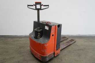 Used Forklift Truck WEITERE EDP11.5C/20 ELEKTRO NIEDERHUBWAGENDEICHSEL (13067612) backdrop