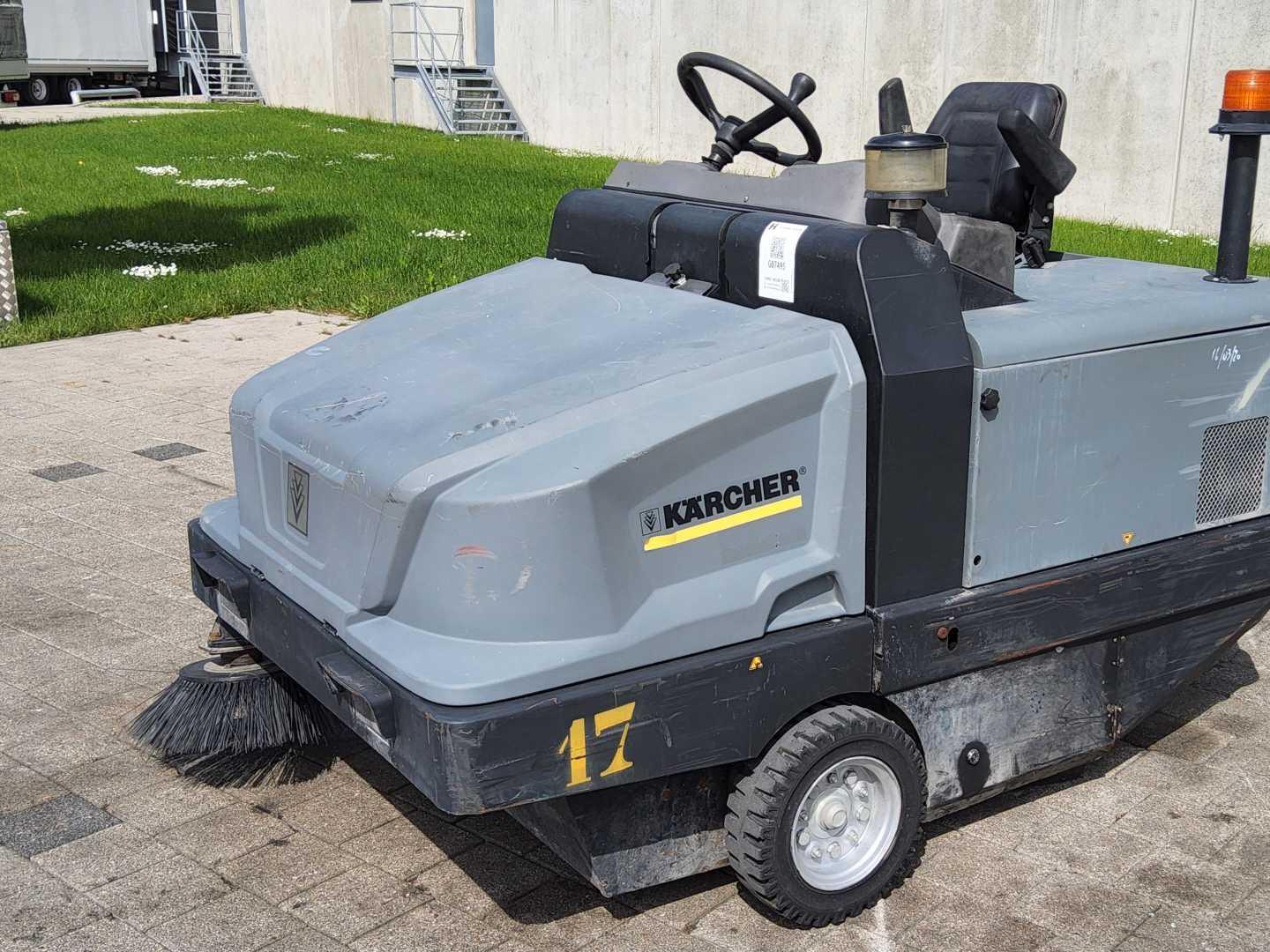 Used Forklift Truck WEITERE Kehrmaschine KM 130/300 RLPG DIESEL WEITERE (13049362)