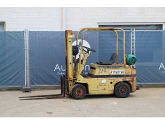 Used Forklift Truck WEITERE Matra F1550ZP GAS VIERRADFRONTSTAPLER (13041292) backdrop