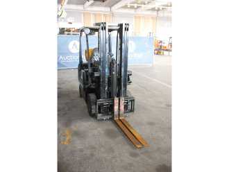 Used Forklift Truck WEITERE UniCarriers P1D1A18LQ GAS VIERRADFRONTSTAPLER (13047023)