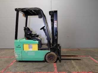 Used Forklift Truck YALE ERP16 ATF ELEKTRO DREIRADFRONTSTAPLER (13065342)