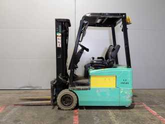 Used Forklift Truck YALE ERP16 ATF ELEKTRO DREIRADFRONTSTAPLER (13070992)