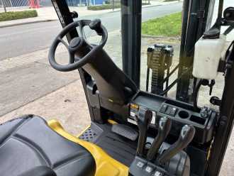 Used Forklift Truck YALE ERP16VT ELEKTRO DREIRADFRONTSTAPLER (12995057)