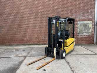 Used Forklift Truck YALE ERP16VT ELEKTRO DREIRADFRONTSTAPLER (12995060)