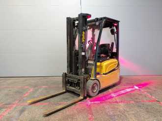 Used Forklift Truck YALE ERP16VT SWB ELEKTRO DREIRADFRONTSTAPLER (13066503)