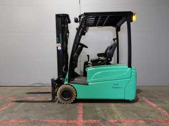 Used Forklift Truck YALE ERP20VTLWB ELEKTRO DREIRADFRONTSTAPLER (13072145)