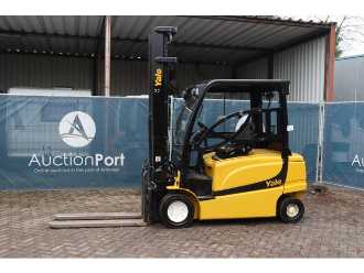 Used Forklift Truck YALE ERP35VL F2945 ELEKTRO VIERRADFRONTSTAPLER (13041274) backdrop