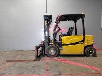 Used Forklift Truck YALE ERP45VL ELEKTRO VIERRADFRONTSTAPLER (13040692) backdrop