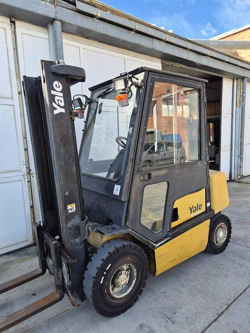Used Forklift Truck YALE GDP25RF DIESEL VIERRADFRONTSTAPLER (13057029)
