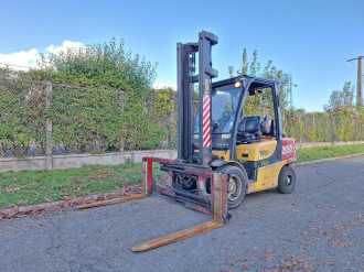 Used Forklift Truck YALE GLP35VX GAS VIERRADFRONTSTAPLER (12911695)