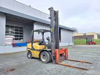 Used Forklift Truck YALE GLP45SVX5 GAS VIERRADFRONTSTAPLER (12912930)