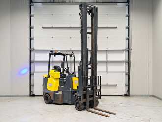 Wózki widłowe używane AISLE_MASTER AM20WHE ELEKTRO VIERRADFRONTSTAPLER (12918335)