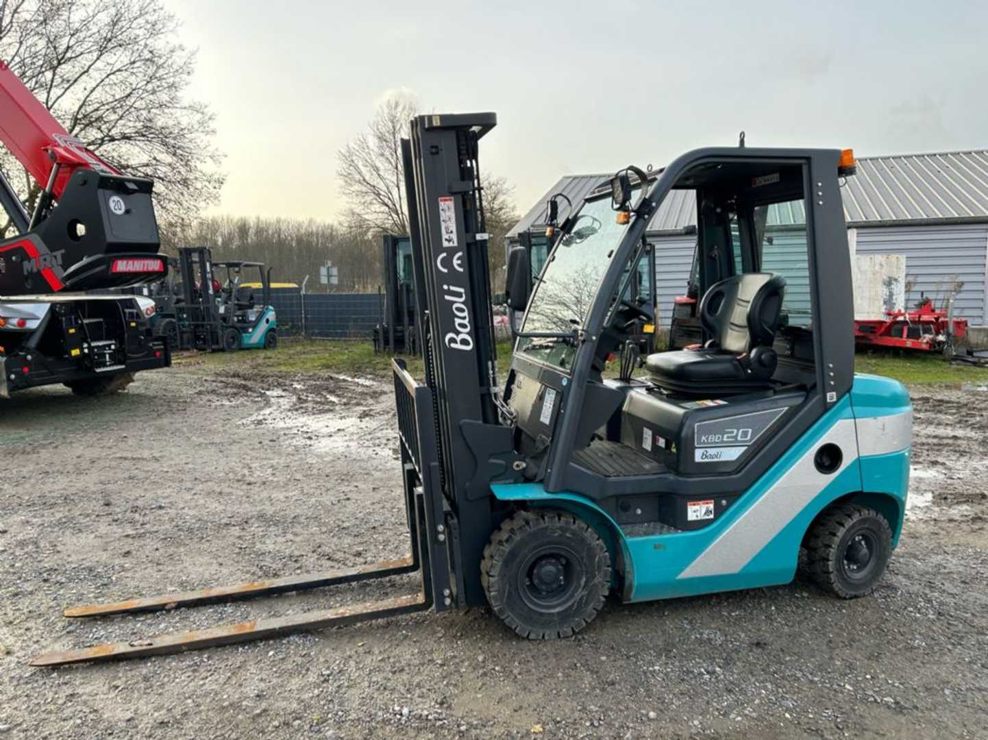 Wózki widłowe używane BAOLI KBD20 DIESEL VIERRADFRONTSTAPLER (12990003)