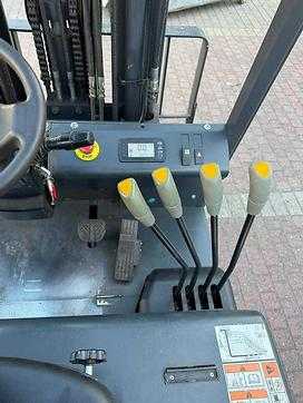 Wózki widłowe używane BAOLI KBET 20 ELEKTRO DREIRADFRONTSTAPLER (13072102)