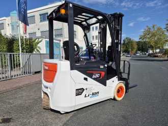 Wózki widłowe używane BOBCAT B 20 NT ELEKTRO DREIRADFRONTSTAPLER (13066319)