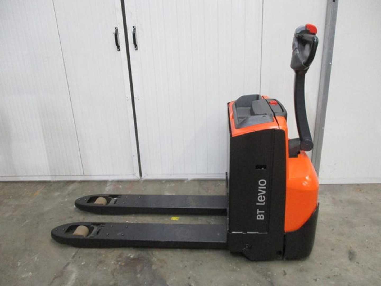 Wózki widłowe używane BT LWE 200 ELEKTRO NIEDERHUBWAGENDEICHSEL (13065054)