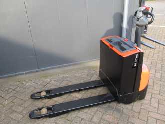 Wózki widłowe używane BT LWE160 ELEKTRO NIEDERHUBWAGENDEICHSEL (13071627)