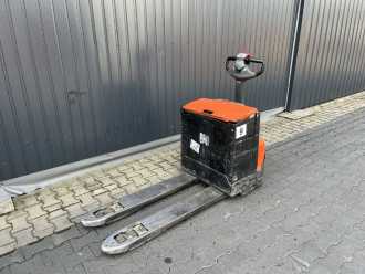 Wózki widłowe używane BT LWE200 ELEKTRO NIEDERHUBWAGENDEICHSEL (13039077) backdrop