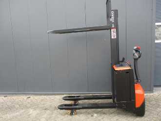 Wózki widłowe używane BT SWE 080L ELEKTRO HOCHHUBWAGENDEICHSEL (13059268)