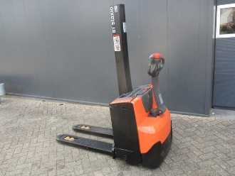 Wózki widłowe używane BT SWE 080L ELEKTRO HOCHHUBWAGENDEICHSEL (13059382)