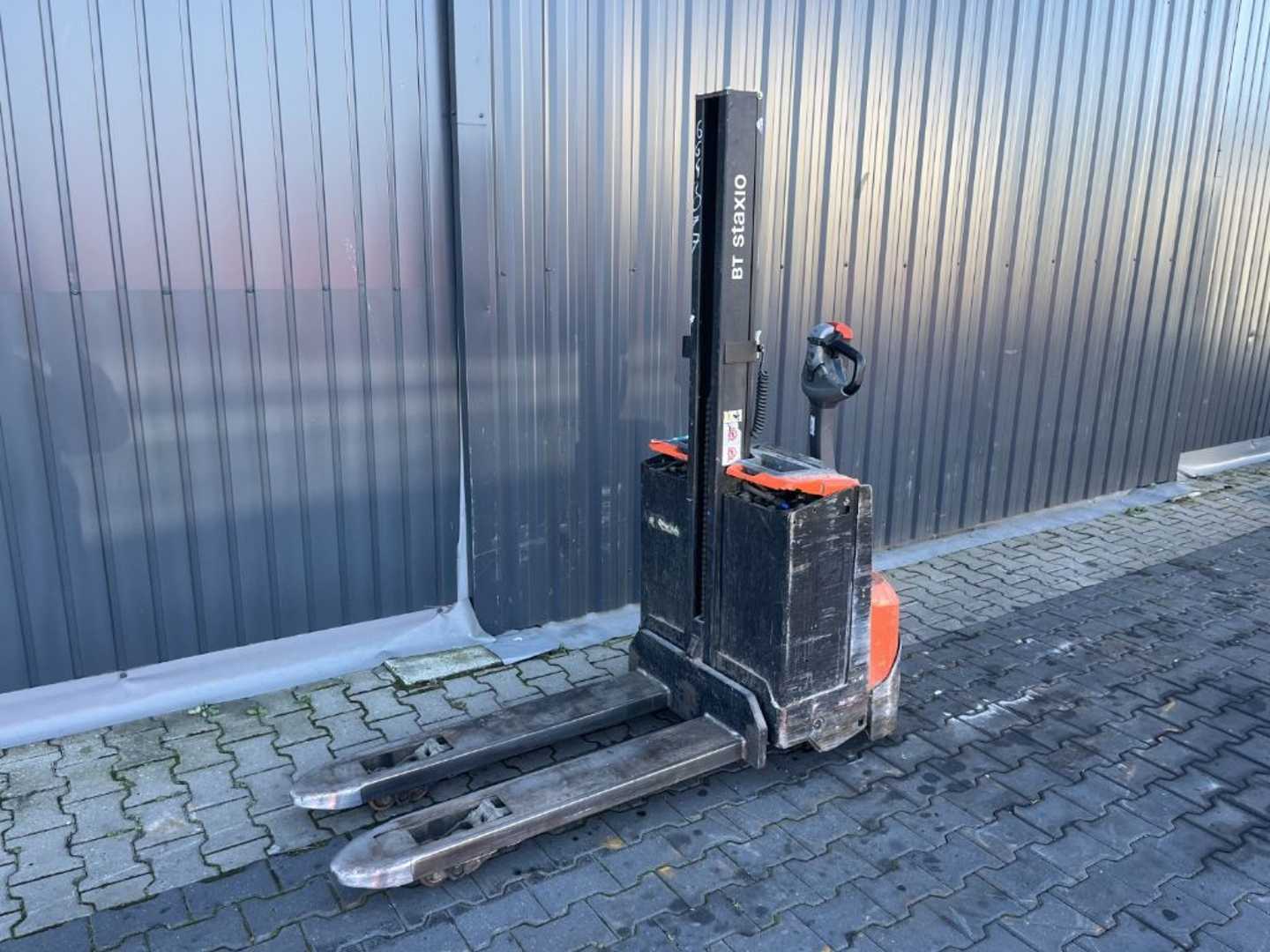 Wózki widłowe używane BT SWE080L ELEKTRO HOCHHUBWAGENDEICHSEL (13075438)
