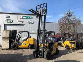 Wózki widłowe używane CATERPILLAR CAT GP35N GAS VIERRADFRONTSTAPLER (13074326)