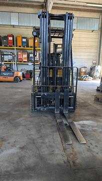 Wózki widłowe używane CATERPILLAR EP16CPNT ELEKTRO VIERRADFRONTSTAPLER (13055741)