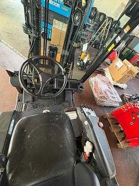 Wózki widłowe używane CATERPILLAR EP16NT ELEKTRO DREIRADFRONTSTAPLER (13071201)