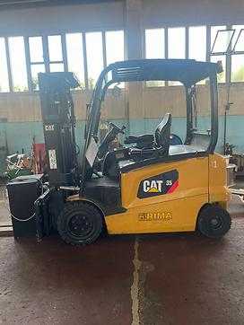 Wózki widłowe używane CATERPILLAR EP35N ELEKTRO VIERRADFRONTSTAPLER (13065247)