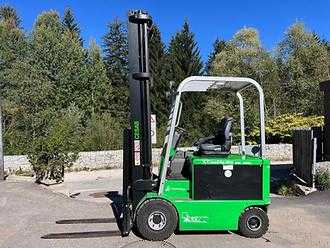 Wózki widłowe używane CESAB CENTAURO 250 - 7700mm ELEKTRO VIERRADFRONTSTAPLER (13069117)