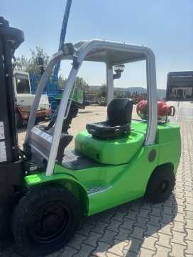 Wózki widłowe używane CESAB M330 GAS VIERRADFRONTSTAPLER (13059451)