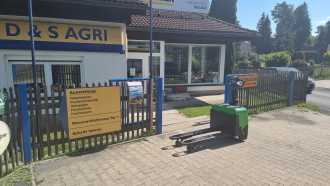 Wózki widłowe używane CESAB P113 ELEKTRO NIEDERHUBWAGENSEMIELEKTRISCH (13062719) backdrop