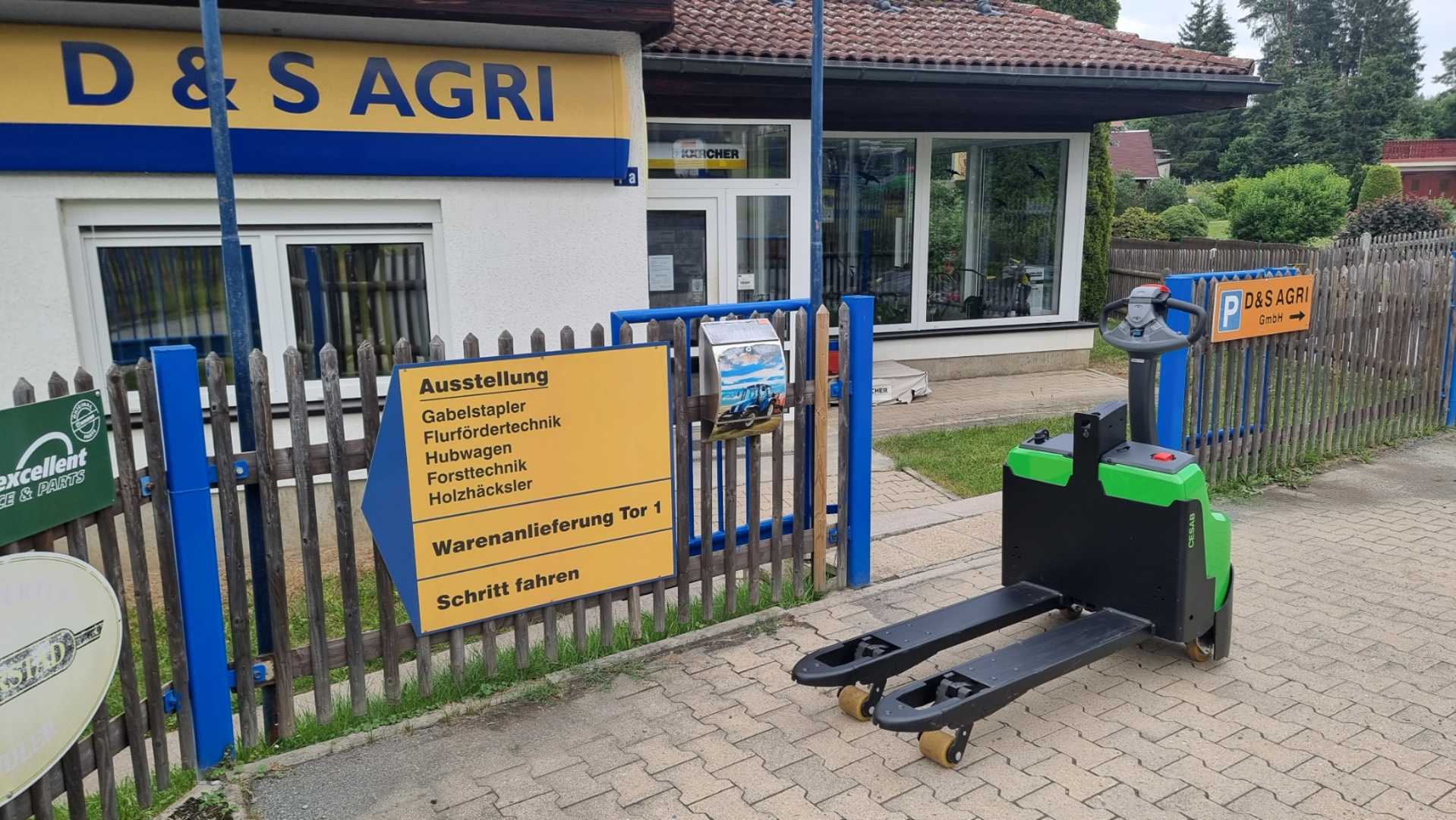 Wózki widłowe używane CESAB P216i ELEKTRO NIEDERHUBWAGENSEMIELEKTRISCH (13062731)