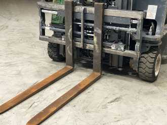 Wózki widłowe używane COMBILIFT C3000CB WEITERE SEITENSTAPLER (12995344)