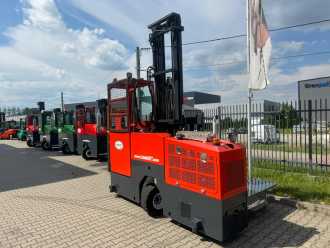 Wózki widłowe używane COMBILIFT C3000GST / Triplex 8300 mm GAS VIERWEGESTAPLER (13052123)