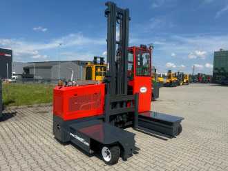 Wózki widłowe używane COMBILIFT C3000GST / Triplex 8300 mm GAS VIERWEGESTAPLER (13052123)