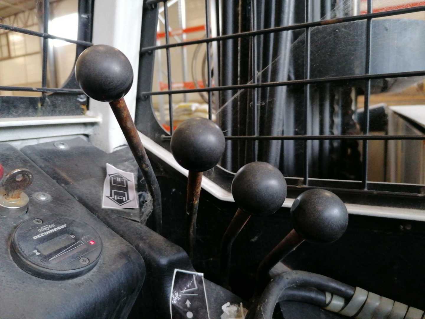 Wózki widłowe używane COMBILIFT ESA30 ELEKTRO VIERWEGESTAPLER (12430500)