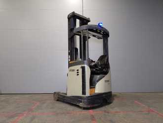 Wózki widłowe używane CROWN ESR 5260 ELEKTRO SCHUBMASTSTAPLER (13048326)