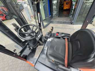 Wózki widłowe używane DOOSAN B15T-5 ELEKTRO DREIRADFRONTSTAPLER (13012685)