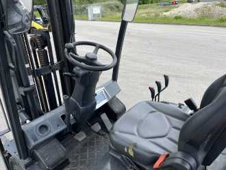 Wózki widłowe używane DOOSAN D25S-7 DIESEL VIERRADFRONTSTAPLER (13043965)