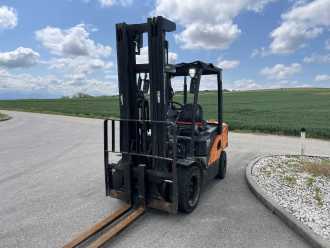Wózki widłowe używane DOOSAN D35C-7 DIESEL VIERRADFRONTSTAPLER (13043968)