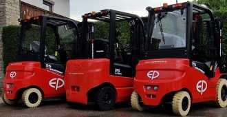 Wózki widłowe używane EP EFL253 ELEKTRO VIERRADFRONTSTAPLER (12988879)