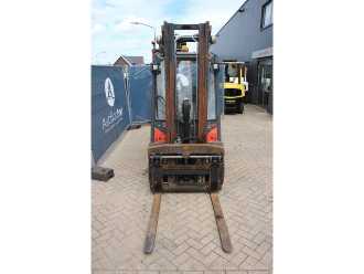 Wózki widłowe używane FENWICK Fenwick-Linde H25T-02 GAS VIERRADFRONTSTAPLER (13050057)
