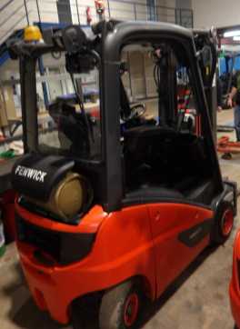 Wózki widłowe używane FENWICK H 16 T GAS VIERRADFRONTSTAPLER (13052126)