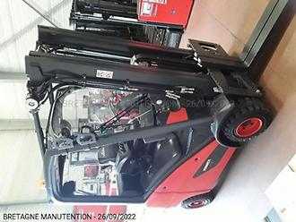 Wózki widłowe używane FENWICK H18T GAS VIERRADFRONTSTAPLER (12889651) backdrop