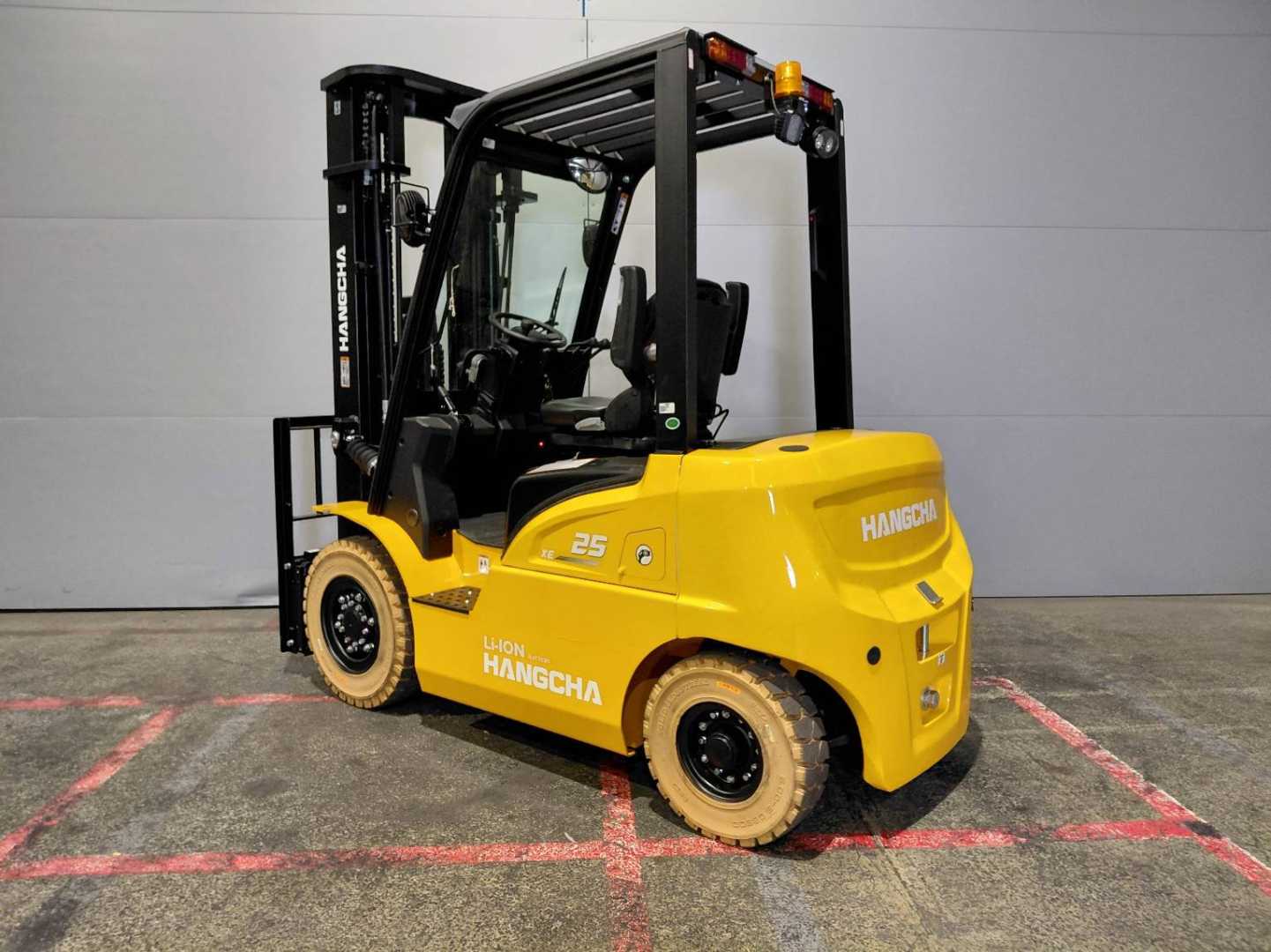 Wózki widłowe używane HANGCHA XE25i ( CPD25-XEY2HA-SI ) ELEKTRO VIERRADFRONTSTAPLER (13068264)